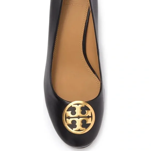 New TORY BURCH Benton Logo Medallion Pump NIB - Picture 12 of 13